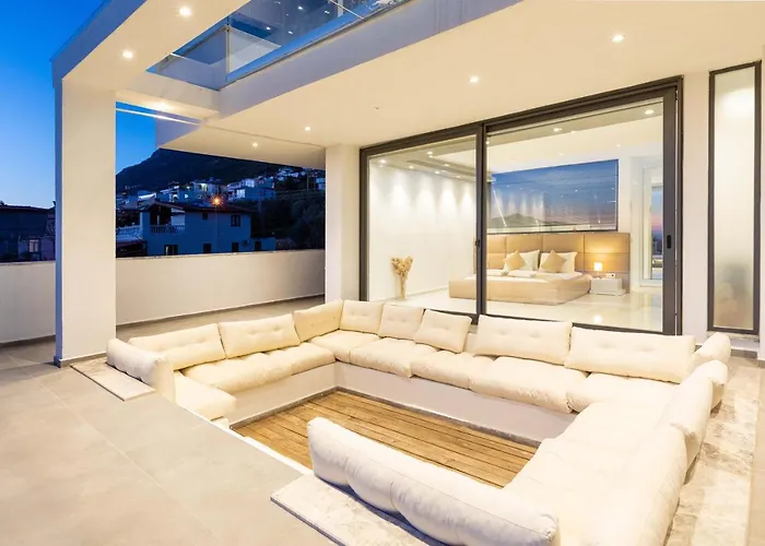 Villa Luxury For 8 With 20m Large Infinity Pool In Kalkan Kaş