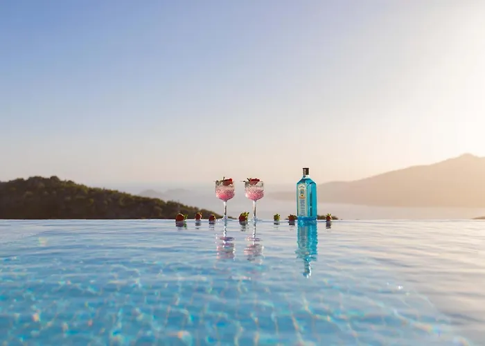 Villa Luxury For 8 With 20m Large Infinity Pool In Kalkan *