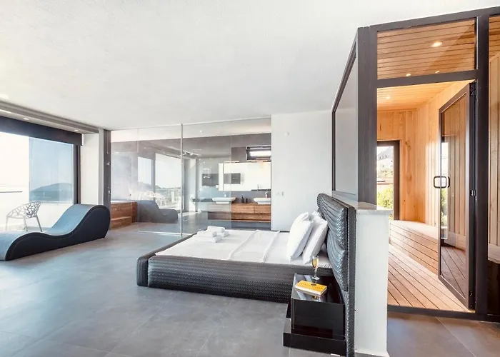 Luxury For 8 With 20m Large Infinity Pool In Kalkan 别墅 卡斯