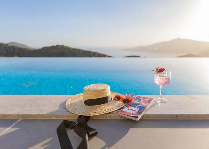 别墅 Luxury For 8 With 20m Large Infinity Pool In Kalkan